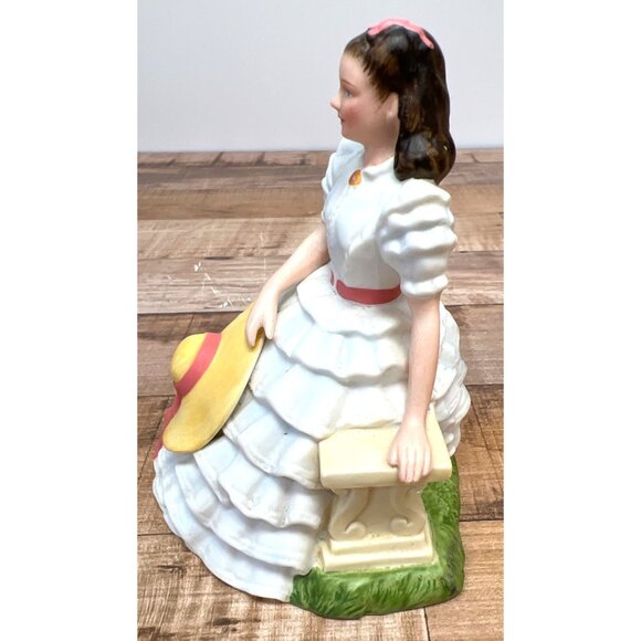 Vivien Leigh As Scarlett OHara "Gone With The Wind" Avon Figurine 1983 MGM 5" Po - Picture 2 of 4